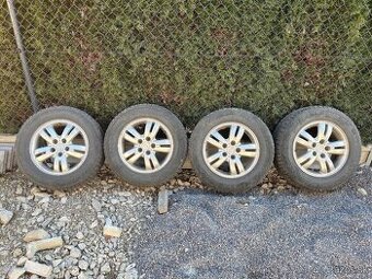 Hyundai Tucson 215/65 r16 5x114,3