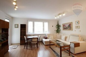 Prenájom bytu (3 izbový) 66 m2, Martin – Ľadoveň