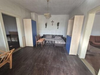 Na predaj dva domy s pozemkom 2547 m2 v Kozárovciach