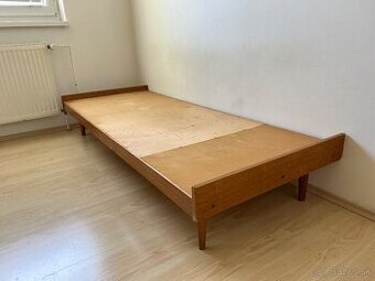 Darujem postel za odvoz