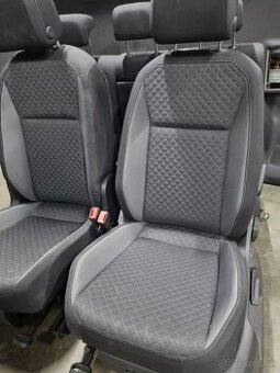 Volkswagen touran sedadlá