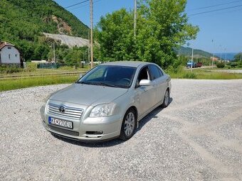 Toyota Avensis 2.2 D-4D Xenon/Klíma