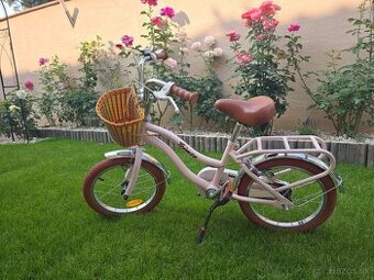 Dievčenský bicykel