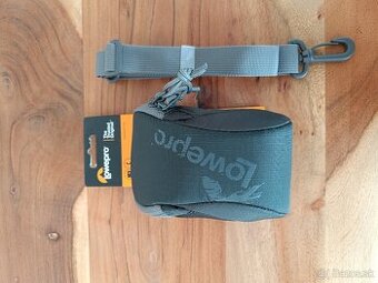 Nová brašňa Lowepro Dashpoint 20 šedá