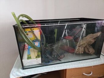 Predám/vymením akvárium a príslušenstvo