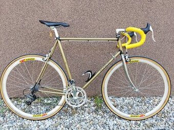 Vintage cestný bicykel