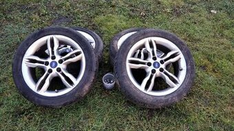 Originál Ford elektróny 215/50 R17 95W r.v.0220