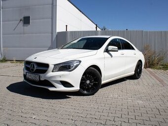 Mercedes-Benz CLA Kupé 200 URBAN A/T