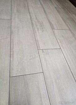 Dlažba - gres - 20x60 - sivé drevo