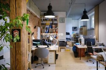 Na prenájom štýlové priestory na námestí pri hoteli Magura P