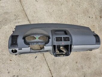 Palubná doska VW polo 9n