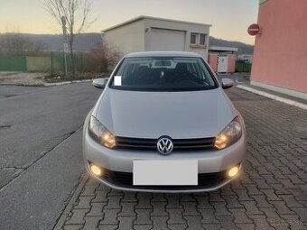 Volkswagen Golf 1.6 Mpi DSG-7 automat 146 000 kilometrov====