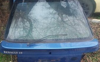 RENAULT 19 DVERE+ KUFOR 0918495977