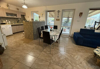 📞 0903 509 294 - Rodinný dom na 10a pozemku