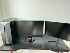 Herný počítač + 2 monitory