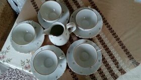 Šálky na kávu a čaj