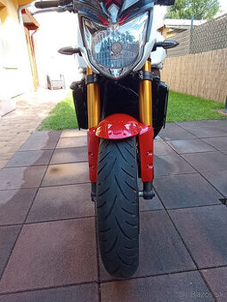 YAMAHA FZ8  2012
