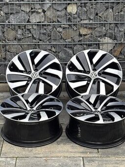 ✅ 5x112 r19 Montevideo arteon Passat b8