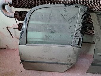 LZ Dvere Roomster