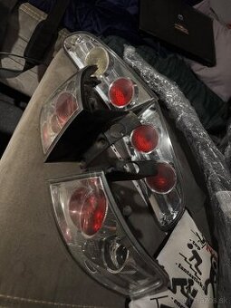 Zadne svetla seat ibiza 6l