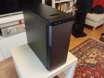 Corsair Carbide 330R Titanium Edition