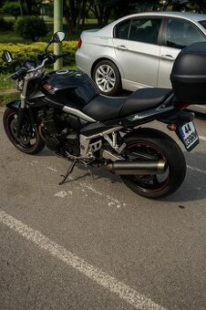 Suzuki gsxr 750