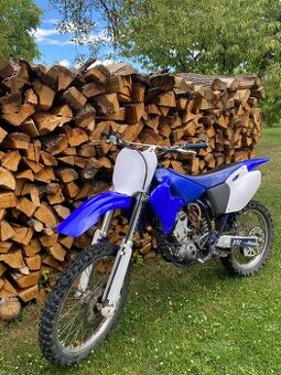 Yamaha yzf250