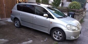 Toyota Avensis Verso 2.0 vvti LPG - 1