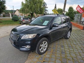 Toyota RAV4 4×4 2.2D-4D, Kamera , Navi, Koža