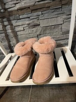 UGG orig v.37