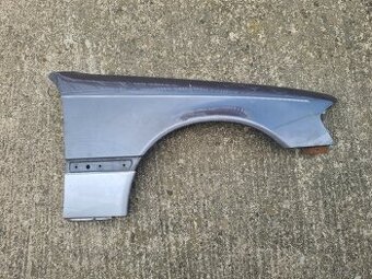 Mercedes W202 pravý blatník