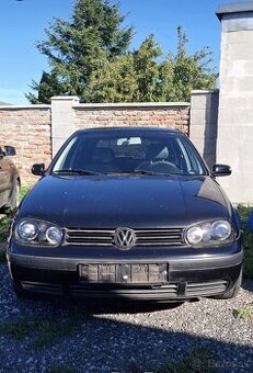 Volkswagen Golf 4 1.4 benzín - 1