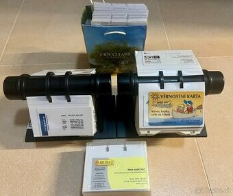 Rotačný vizitkár na zberateľské karty - 2ks