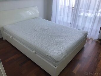 posteľ biela 140 x 200 cm
