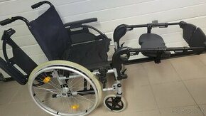 invalidny vozík 49cm odľahčeny polohovateľne stupačky