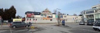 Obchodný / skladový / gastro priestor na prenájom—Centrum LM