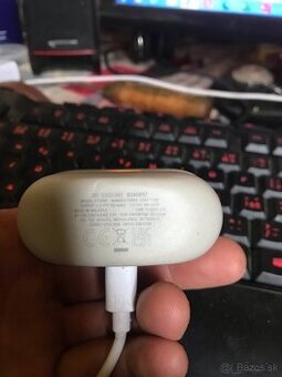 Bluetooth sluchadla