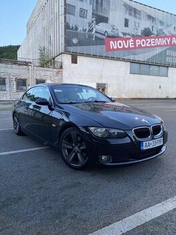 Predám BMW E93 kabriolet, rok výroby 2008.