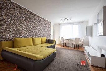 Rezervované PRENÁJOM 3-izbový byt s komorou a loggiou,71m2,