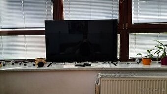 49'' LG ULTRA HD 4K TV, NetCast