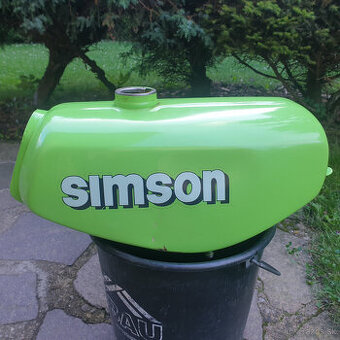 Simson S51 nádrž
