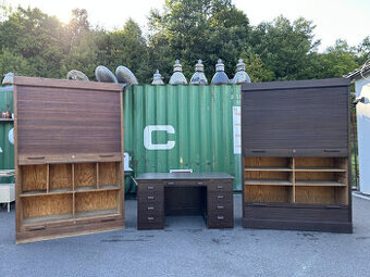 Nábytok zo starej kancelárie