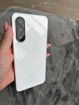 Predám Samsung a26 white 128gb
