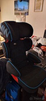 Detská sedačka do auta