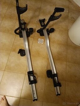 Thule nosic na strechu