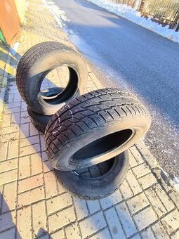 Predám zimné pneumatiky 215/65 R16  Matador sibir snow