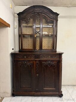 Starožitný zámecký příborník