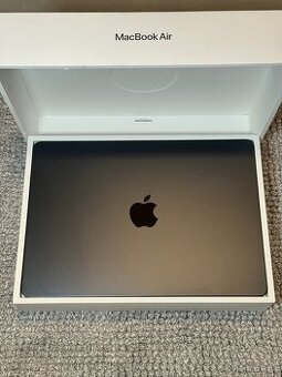MacBook Air 15”