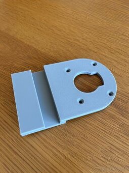 Adaptér pre hornú frézu Makita na vodiacu lištu Makita