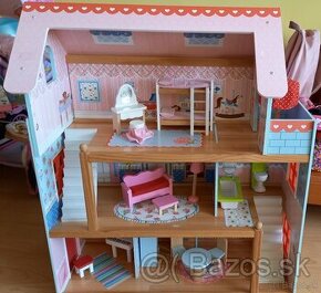 Drevený domček pre bábiky-super stav